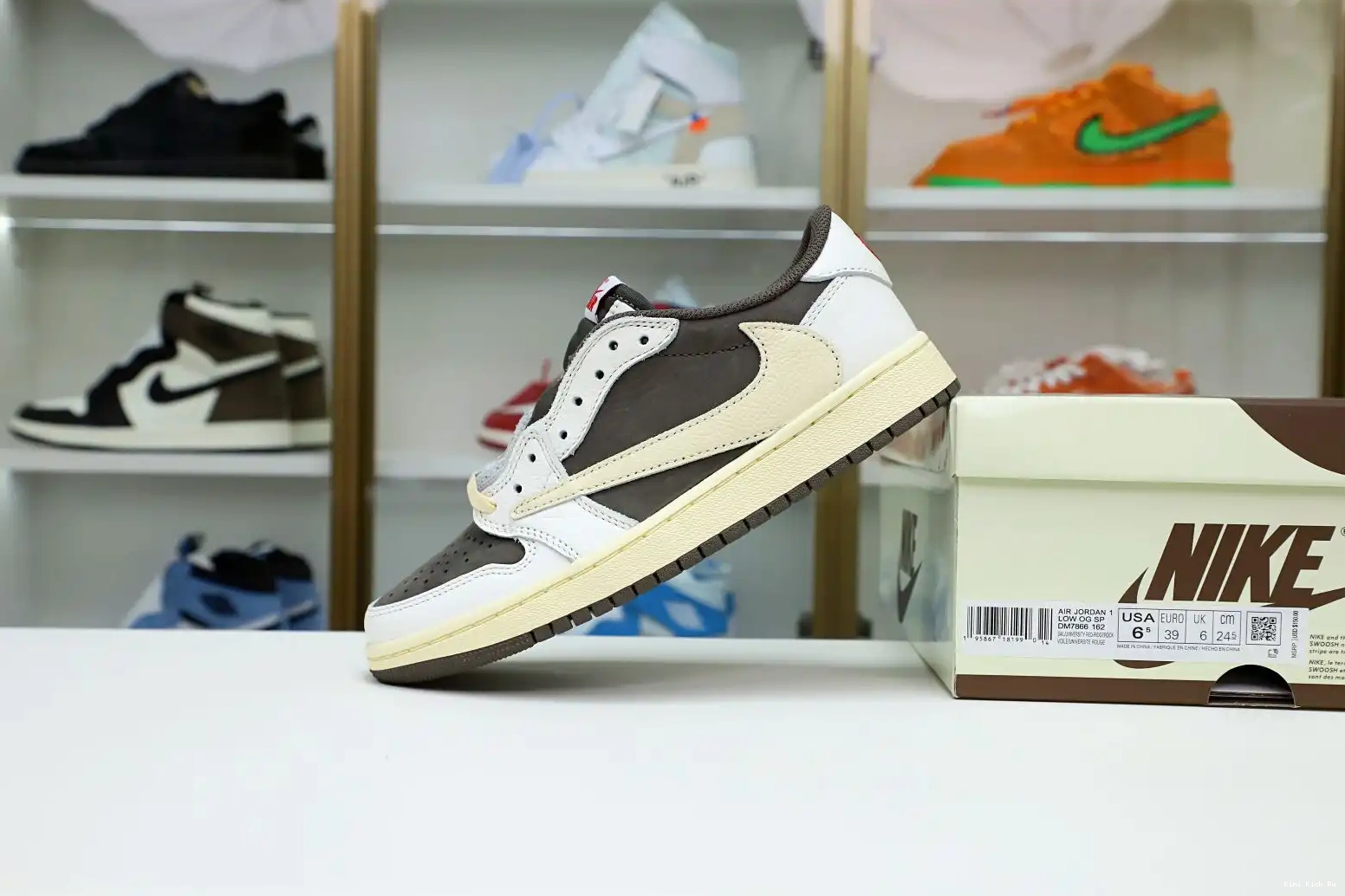 TRAVIS SCOTT 1 AIR LOW REVERSE OG Kimikick MOCHA X JORDAN 0822